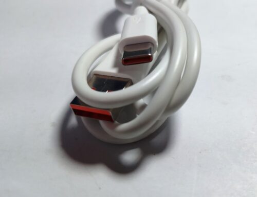 Cabo USB tipo C branco - Imagem 2