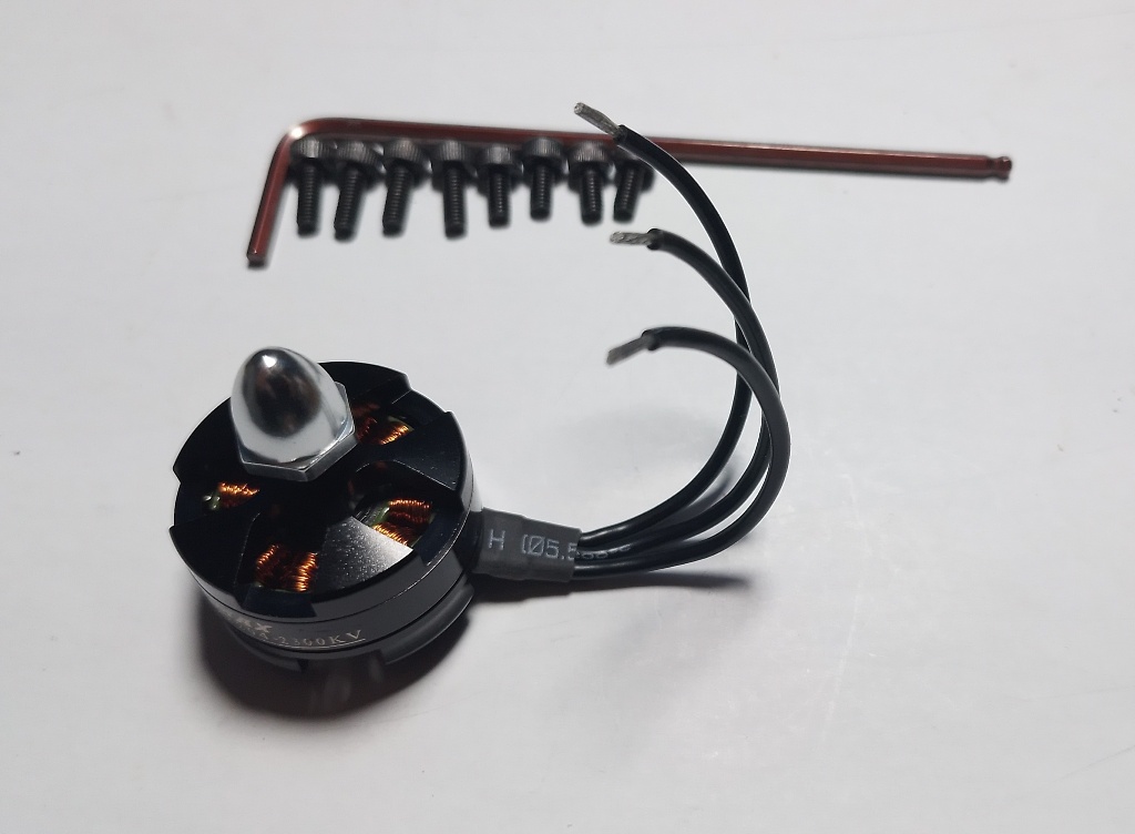 Motor brushless Emax 2204 KV2300 CCW - Imagem 4